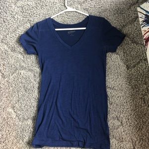 Plain navy v-neck